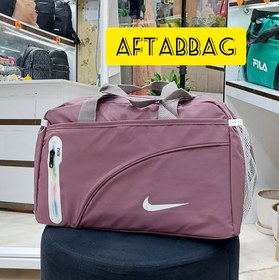 تصویر ساک ورزشی باشگاهی ساک استخری زنانه و مردانه زیپ جلو عمودی طرح Nike - بنفش ۳ 