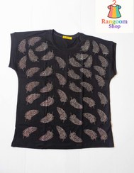 تصویر تی شرت مشکی قواره دار 