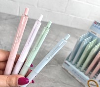 تصویر اتود مینی‌مال طرح پاستلی 