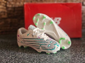 تصویر کفش فوتبال ایرانی نیوبالانس سایزبندی (30 تا 34) New Balance 