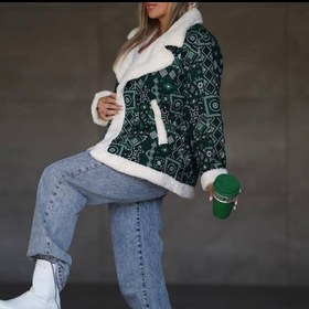 تصویر کاپشن گلیمی داخل ببعی 