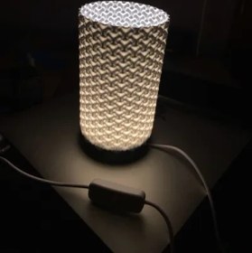 تصویر آباژور رومیزی 