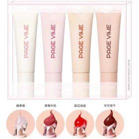 تصویر لیپ گلاس PAGE WINE