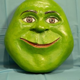 تصویر Shrek head replica 