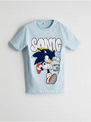 تصویر تی‌شرت پسیمانی دو رو با یقه دوچرخه‌ای سونیک چاپ شده فصل جدید پسرا - LC Waikiki -- 942702065- اورجینال 