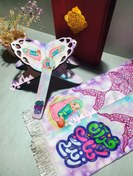 تصویر پک قرآنی کودکانه | ست رحل و نشانگر چوبی + شال مخمل قرآنی | دخترانه و پسرانه | تک و عمده 