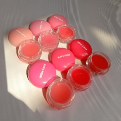 تصویر مربا لب بی رنگ میس لارا 