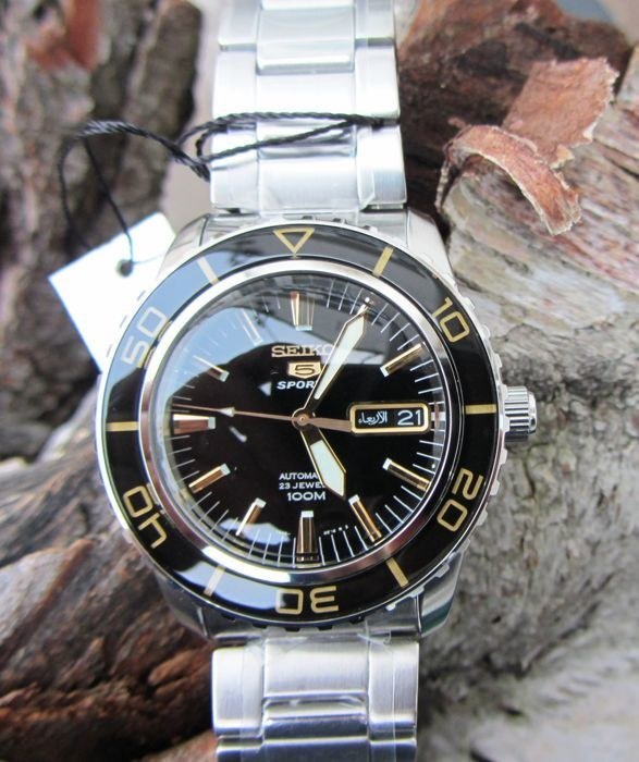 Seiko 5 outlet snzh57k1