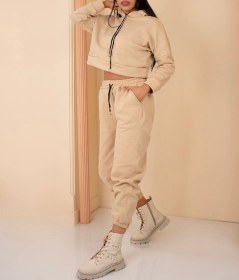 تصویر ست هودی کراپ و شلوار زنانه جنس دورس تو کرکی 