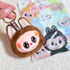 تصویر آویز سر عروسک لبوبو Labubu مدل سوپرایزی پاپ مارت 