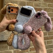 تصویر قاب آیفون خرگوش پشمالو 
