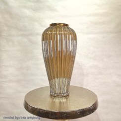 تصویر گلدان شیشه ای خط دار 