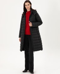 تصویر کاپشن زنانه مشکی پیرکاردین 