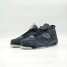 تصویر نایک ایر جوردن ۴ کاز مشکی - 4 Nike air jordan 4 kaws