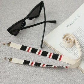 تصویر بند عینک طرح خطی 