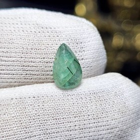 تصویر نگین سنگ زمرد معدنی زامبیا کد S3661 