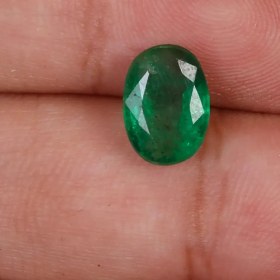 تصویر نگین زمرد کد 30133 Emerald stone
