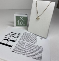 تصویر استند گردنبند کد 2 