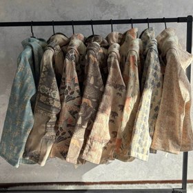 تصویر هودی جلو دکمه خور 