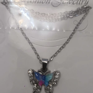 تصویر فروشگاه نادیا بهارستان