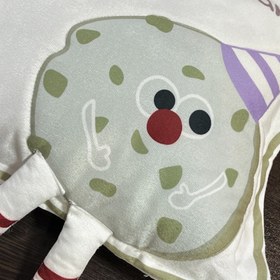 تصویر بالش کودک مدل یامی کیک 