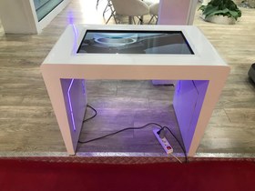 تصویر میز لمسی استراتژیک 