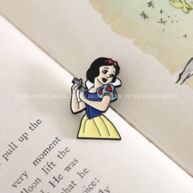 تصویر پین سفید برفی - کد534 