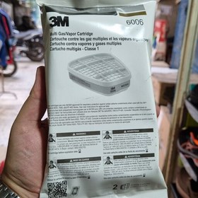 تصویر ماسک نیم صورت 3M 7502دو فیلتر به همراه یک جفت فیلتر 3m6006 مخصوص کراتین و رزین و نجاری 