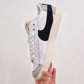 تصویر کتانی (اسنیکرز) مردانه نایک nike | DN2158-101