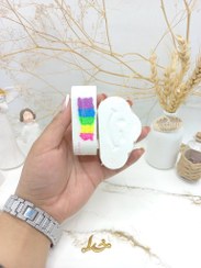 تصویر کوکتل پا طرح ابر رنگین کمان 