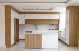 تصویر کابینت سفید طرح چوب 