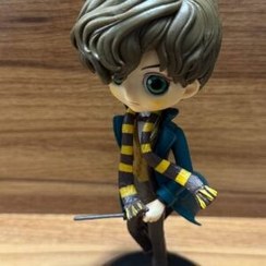 تصویر اکشن فیگور فیگور نیوت اسکمندر Newt Scamander 