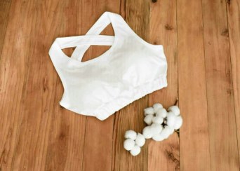 تصویر نیم تنه زنانه کاپ دار کد ۷۲۰ 