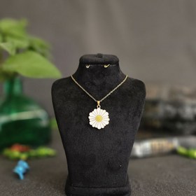 تصویر گردنبند بابونه 