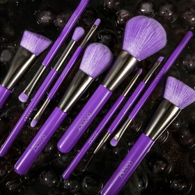 تصویر ست براش نئون بنفش 10 عددی دوکالر Docolor - Neon Purple Synthetic Makeup Brush Set (10 pieces)