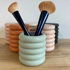 تصویر استند لوازم آرایشی جای براش 