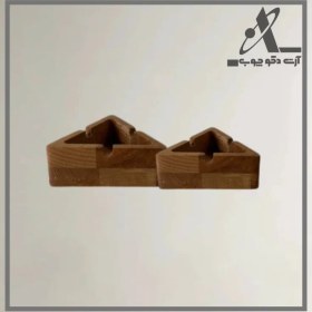 تصویر زیر سیگاری مثلث 