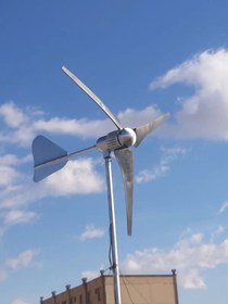 تصویر توربین بادی ۱۵۰۰ وات خانگی ۲۴/۴۸ ولت با محور افقی 