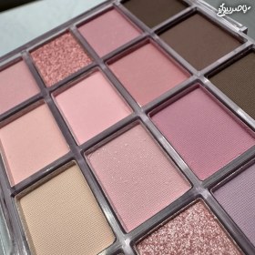 تصویر پالت سایه چشم میس لارا 