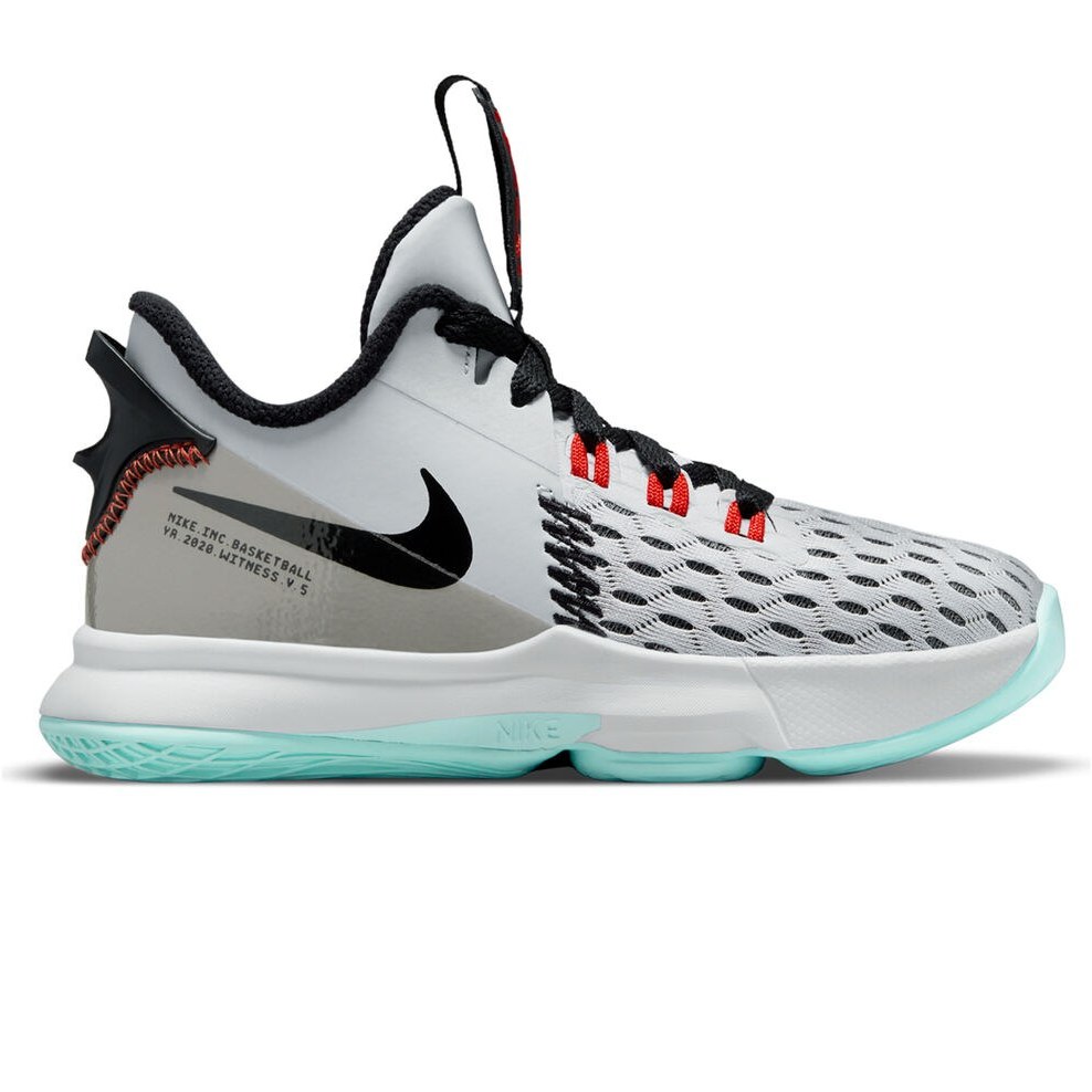 Nike lebron 5 donna on sale scontate