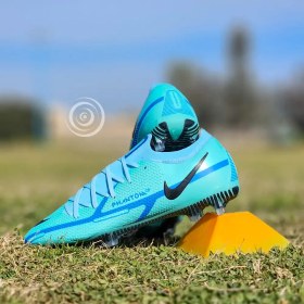 تصویر کفش فوتبال نایک فانتوم جی تی 2 Nike Phantom Gt 