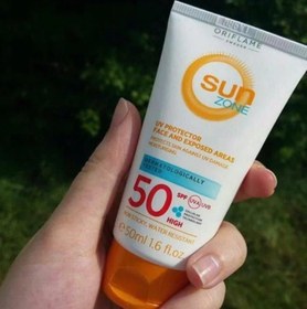 تصویر کرم محافظ UV سان زون SPF50 اوریفلیم 