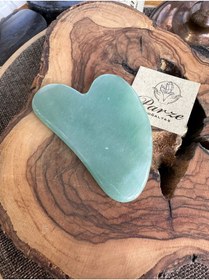 تصویر درمارولر اورجینال برند Parze dogaltas مدل Natural Aventurine Heart Gua Sha کد 821199102 