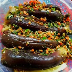 تصویر ترشی بادمجان شکم پر سوپل 
