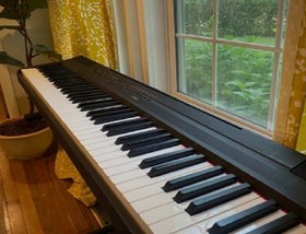 تصویر پیانو یاماها yamaha p115 