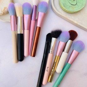 تصویر براش رژگونه تکی 