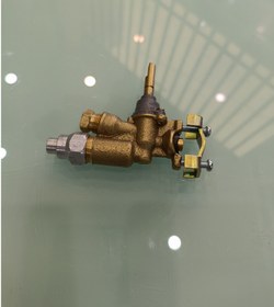 تصویر شیر گازی V 