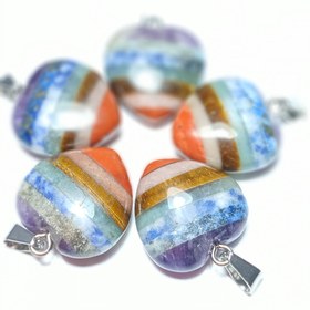 تصویر آویزهای سنگی 