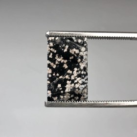 تصویر سنگ راف اُبسیدین معدنی 250904 