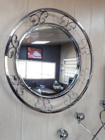 تصویر قاب آینه دیواری - نقره ای 
